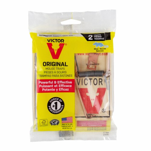 Victor® Original Metal Pedal Mouse Traps Perspective: front