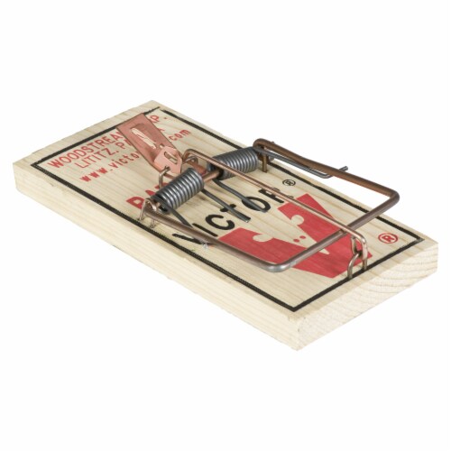 Victor® Metal Rat Trap Perspective: front