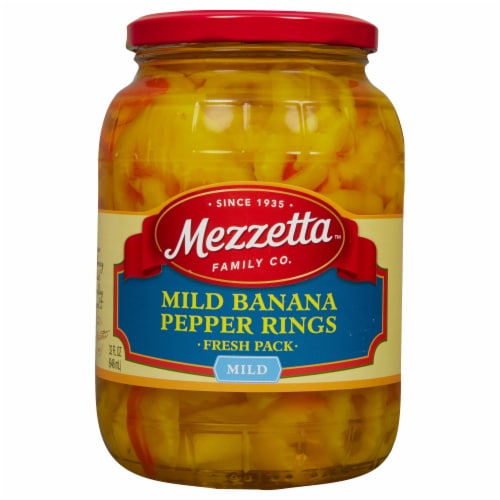 Mezzetta® Mild Banana Pepper Rings Perspective: front