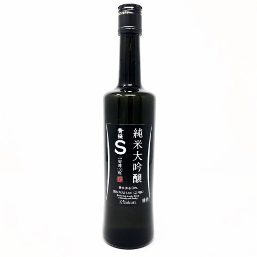 Kizakura Junmai Dai Ginjo Sake Perspective: front