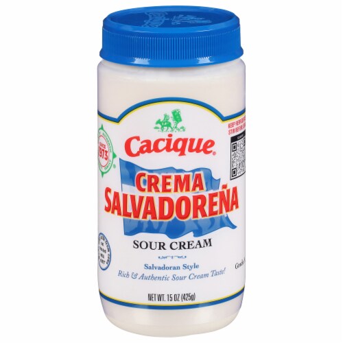 Cacique® Crema Salvadorena Sour Cream Perspective: front
