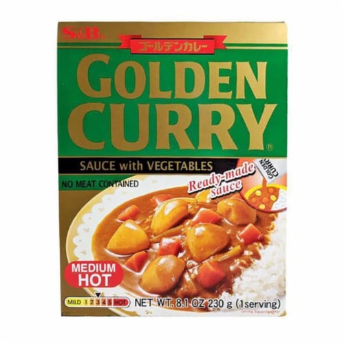 S&B Medium Hot Plant Based Curry Perspective: front