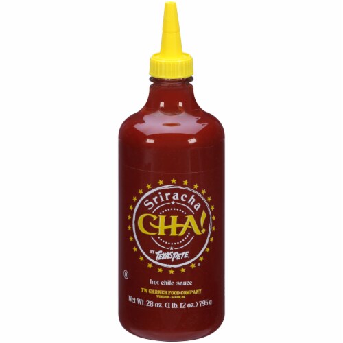 Texas Pete CHA! Sriracha Hot Chile Sauce Perspective: front