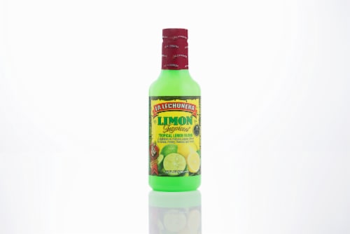 La Lechonera Limon Tropical Marinade Perspective: front