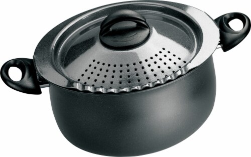 Bialetti Pasta Pot Perspective: front