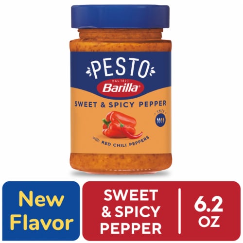 Barilla Sweet and Spicy Pepper Pesto Pasta Sauce and Spread Perspective: front