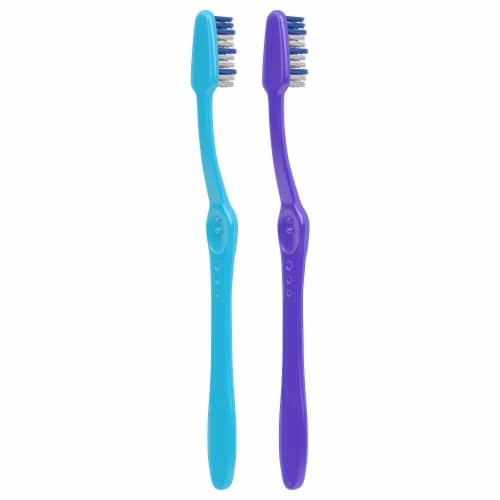Tom's of Maine Naturally Clean Toothbrush Soft Perspective: front