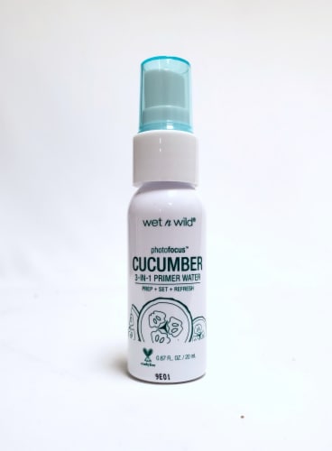 Wet n Wild PhotoFocus Cool as a Cucumber 3-in-1 Primer Water Perspective: front