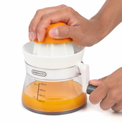 Progressive International Crank-It Citrus Juicer Perspective: front