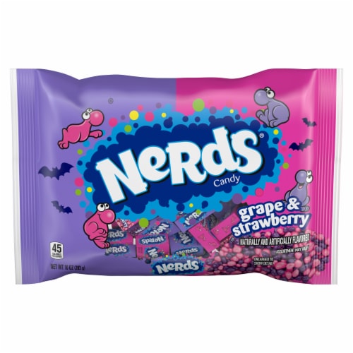 Nerds® Halloween Grape & Strawberry Hard Candy Pouch Perspective: front
