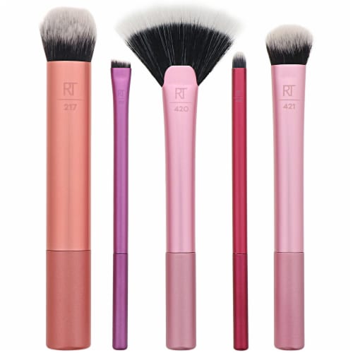 Real Techniques® Artist Essentials Brush Kit Perspective: front