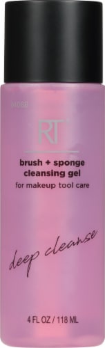 Real Techniques Deep Cleanse Brush + Sponge Cleansing Gel Perspective: front