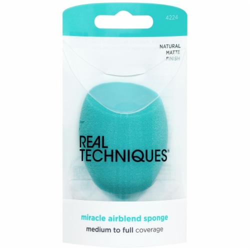 Real Techniques® Miracle Airblend Sponge Perspective: front