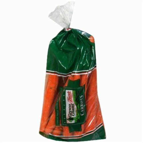 Bagged Carrots Perspective: front