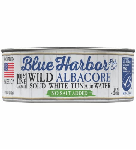 Blue Harbor Wild Albacore Solid White Tuna in Water Perspective: front