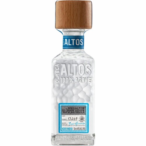 Olmeca Altos™ 100% Agave Plata Tequila Perspective: front