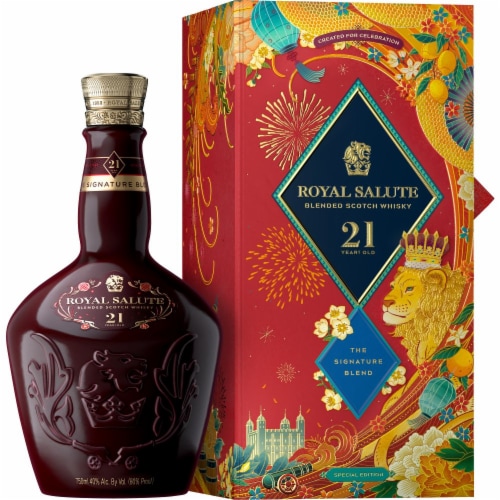 Royal Salute 21 Year Old Blended Scotch Whisky Perspective: front