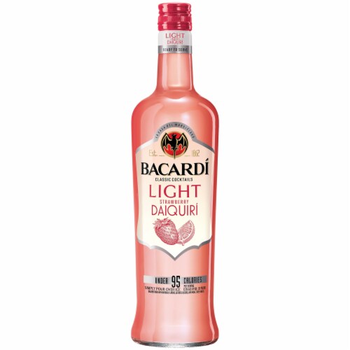 Bacardi Classic Cocktails Light Strawberry Daiquiri Perspective: front