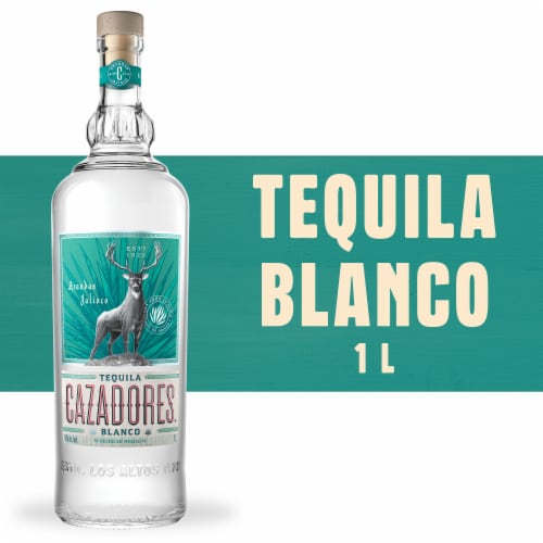 CAZADORES® Tequila Blanco Perspective: front