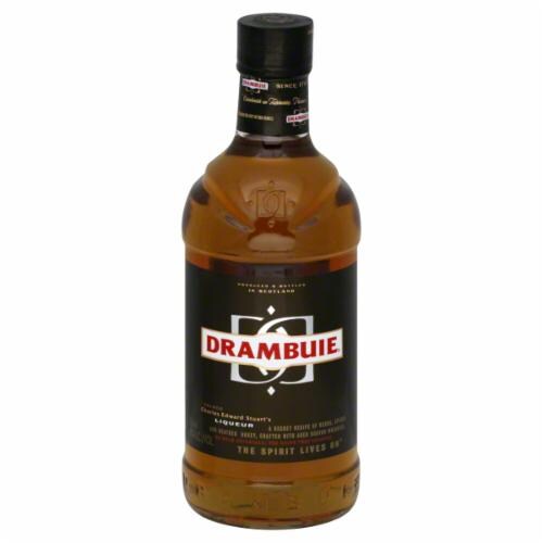 Drambuie Scotch Whisky Liqueur Perspective: front