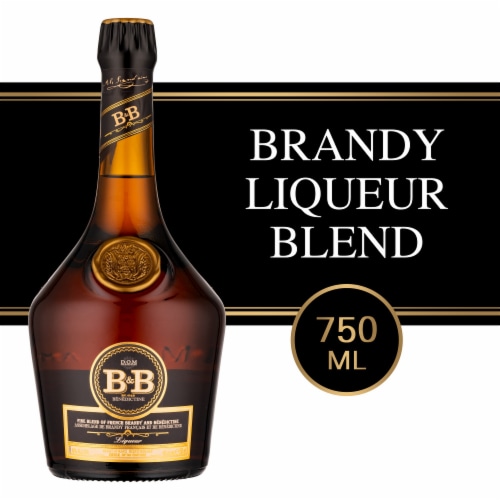Dom Benedictine B&B Fine Cognac Perspective: front