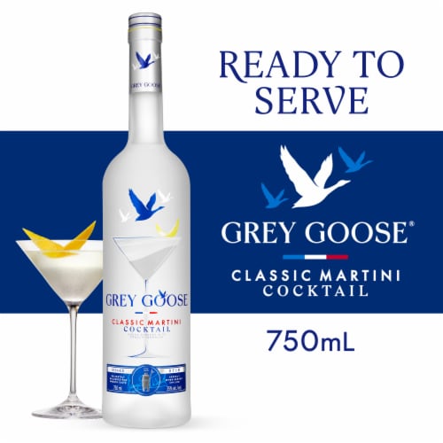 GREY GOOSE® Classic Martini Cocktail Ready to Serve Perspective: front