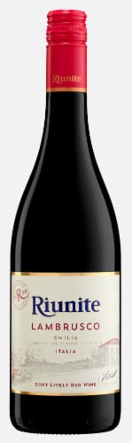 Riunite Lambrusco Emilia Red Wine Perspective: front