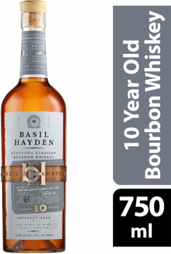 Basil Hayden Ten Year Kentucky Straight Bourbon Whiskey Perspective: front