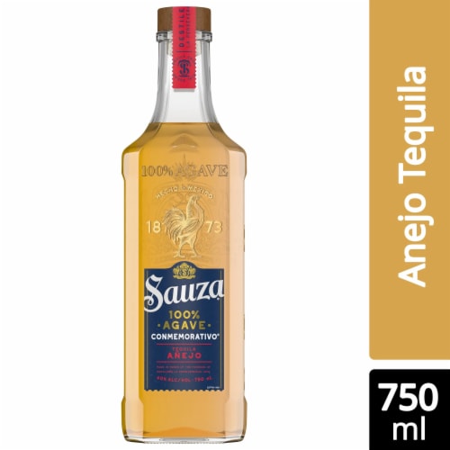 Sauza Conmemorativo Añejo Tequila Perspective: front