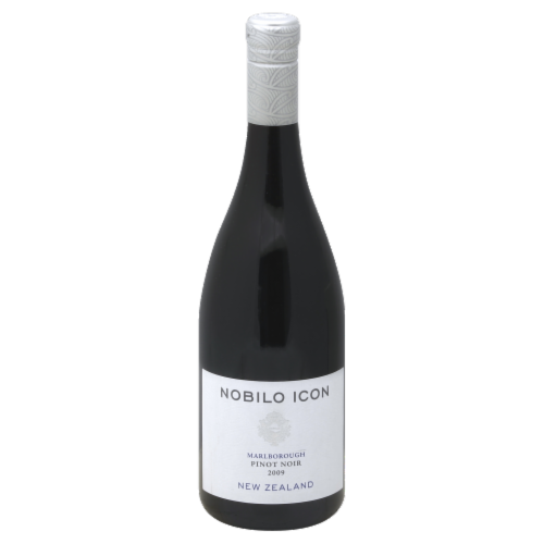 Nobilo Icon Pinot Noir Red Wine Perspective: front