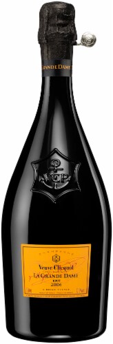 Veuve Clicquot La Grande Dame Champagne Perspective: front