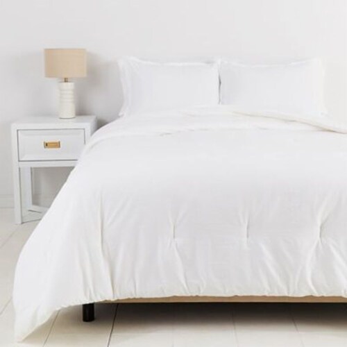 Plain white discount comforter queen