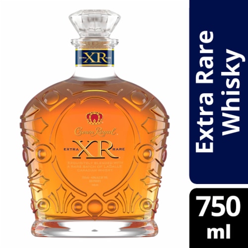 Crown Royal XR Extra Rare Blended Canadian Whisky Perspective: front