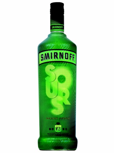 Smirnoff Sours Green Apple Vodka Perspective: front