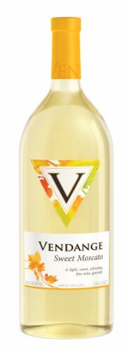 Vendange Sweet Moscato White Wine Perspective: front