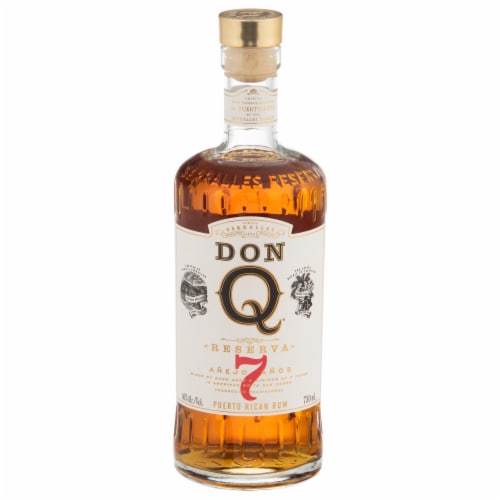 Don Q® Reserva Puerto Rican Rum Perspective: front