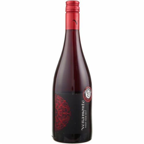 Veramonte Reserva Pinot Noir Chile Red Wine Perspective: front