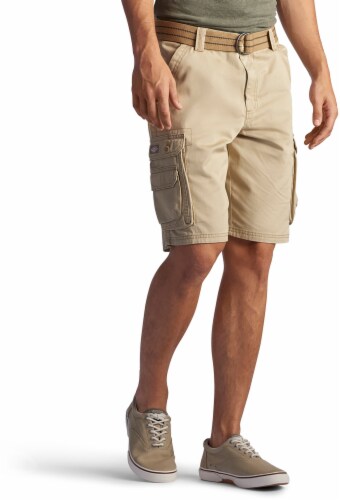 Lee Men's Wyoming Cargo Shorts - Buff, 42 in - Fred Meyer