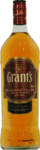 Grant’s Triple Wood Blended Scotch Whisky Perspective: front