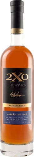 2XO American Oak Kentucky Straight Bourbon Whiskey Perspective: front