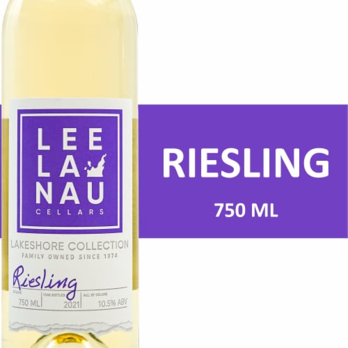 Leelanau Cellars Lakeshore Collection Riesling White Wine Perspective: front
