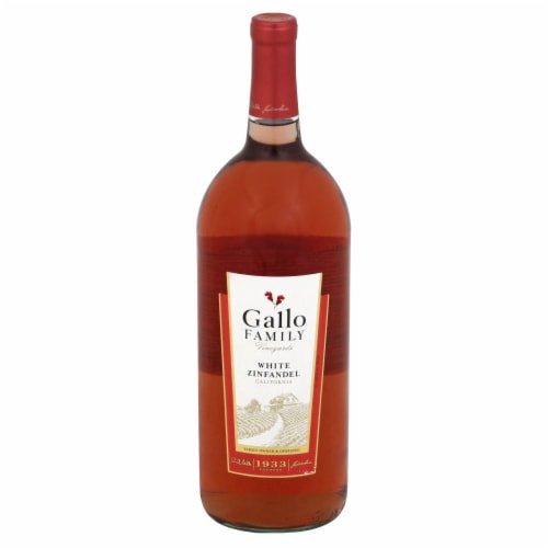 Gallo Family® Vineyards White Zinfandel Wine 1.5L Perspective: front