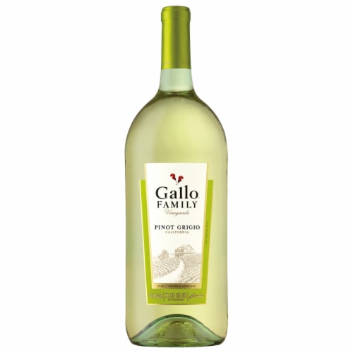 Gallo Family Vineyards Pinot Grigio White Wine Perspective: front