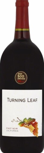 Turning Leaf Vineyards Pinot Noir Red Wine Perspective: front