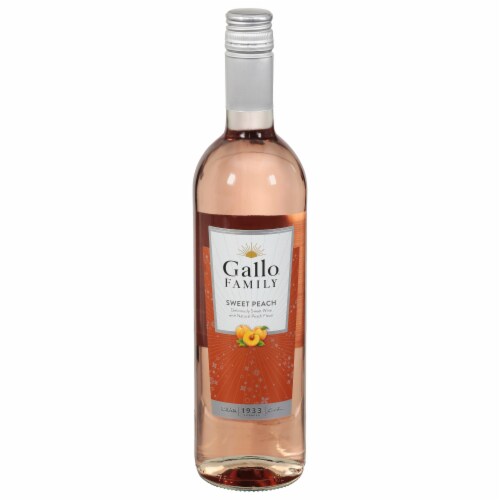 Gallo Family Vineyards Sweet Peach Wine Perspective: front