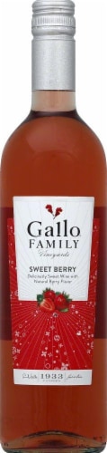 Gallo Family Vineyards Sweet Berry Wine Perspective: front