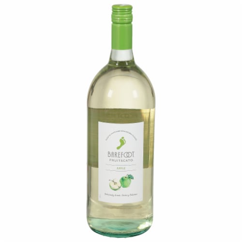 Barefoot Fruitscato Apple Moscato Sweet Wine Perspective: front