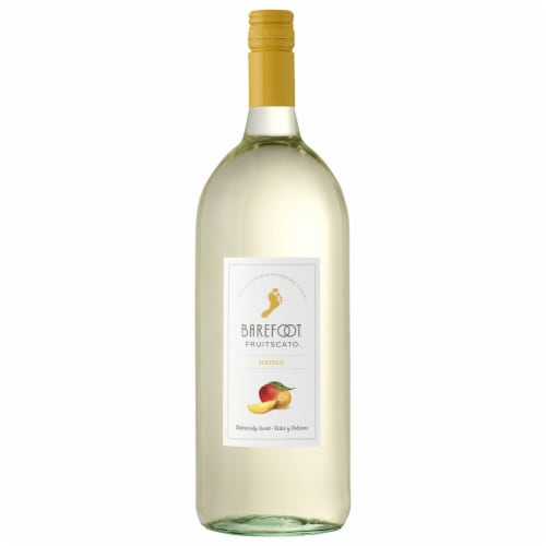Barefoot Fruitscato Mango Moscato Sweet Wine Perspective: front