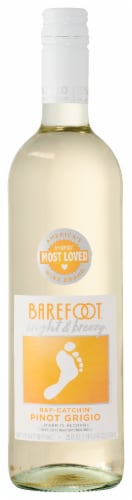 Barefoot Bright & Breezy Pinot Grigio California Low Calorie White Wine Perspective: front