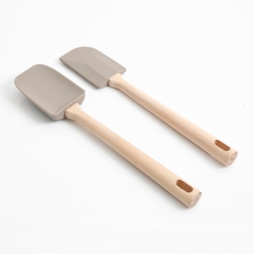 Martha Stewart Beech Wood Medium Spatula & Spoonula Perspective: front